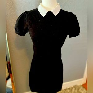 Vintage short sleeve dress with white collar 🖤